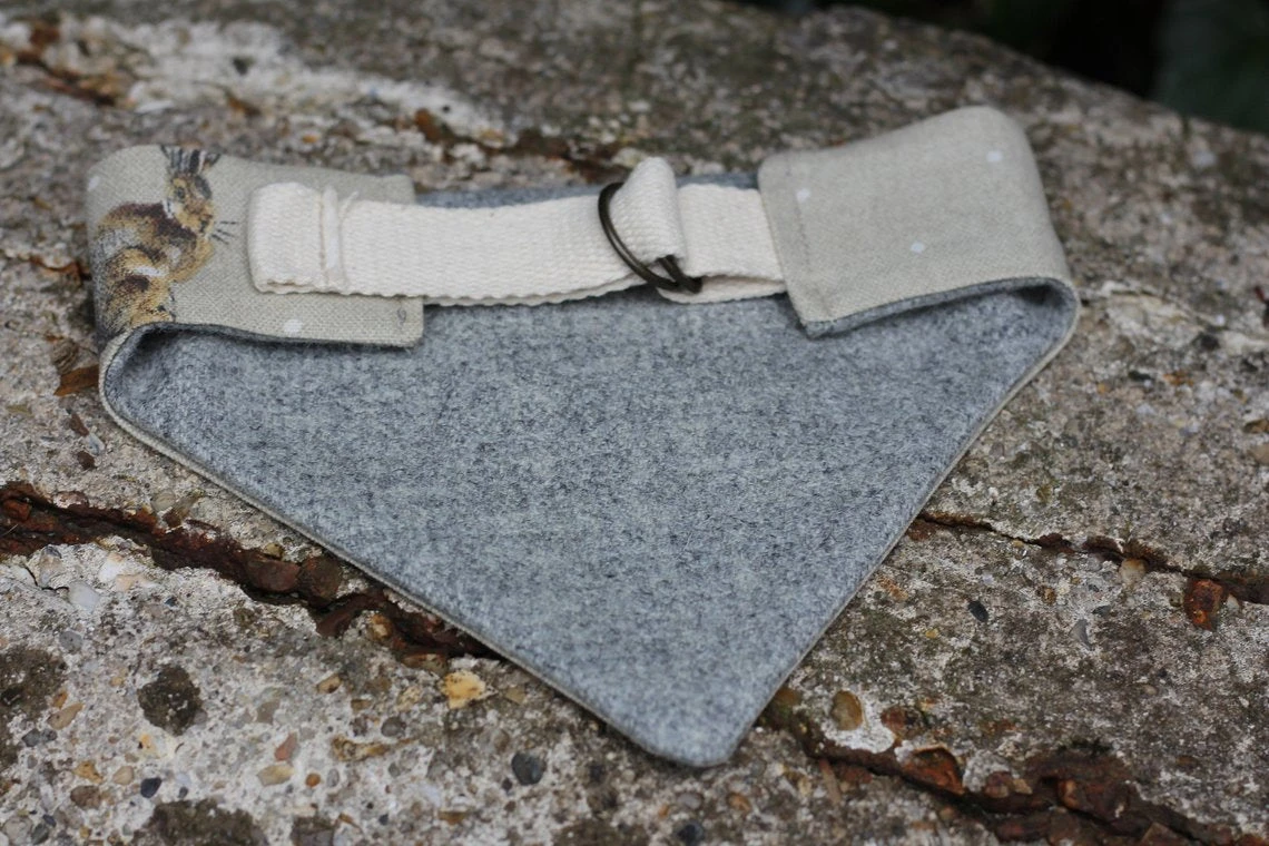 Tatton Hare Bandana, Reversible, 100% Pure Wool - Image 2